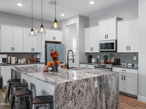 12090 W PEAK VIEW Road, Peoria, AZ 85383