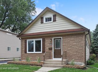 454 N Harvard Ave, Villa Park, IL 60181