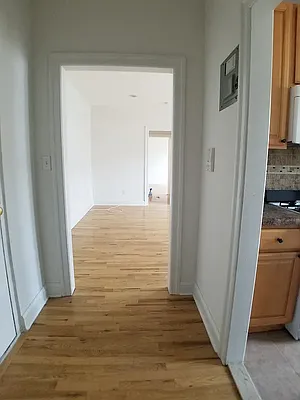 Entry / hallway, photo 1