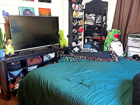 4th image of 616 Astoria Ave