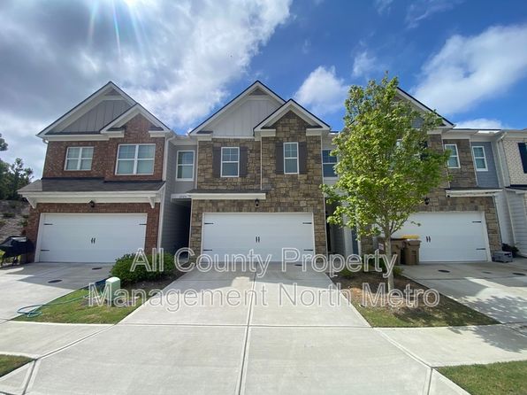 2715 Poppy Ct, Buford, GA
