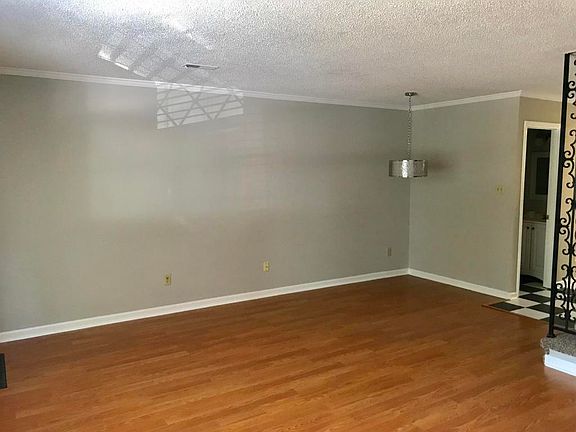 5th image of 810 Highland Dr APT 801