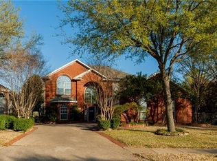 202 Fairway Meadows Dr, Garland, TX 75044