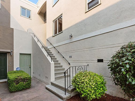 4th image of 49 Barcelona Ave