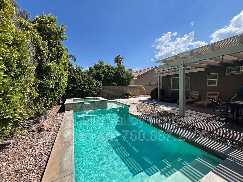 1st image of 2162 Shannon Way