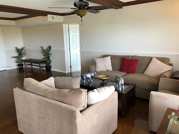 4th image of 3000 E Sunrise Blvd APT 5A