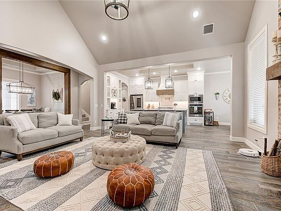 4th image of 4313 Nw 152nd Place