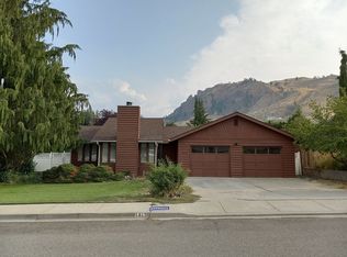 1413 Somerset Dr, Wenatchee, WA 98801