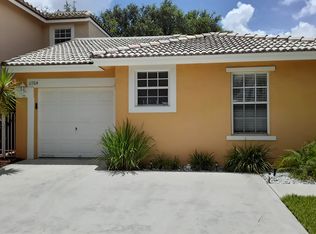 11764 NW 56th St, Coral Springs, FL 33076