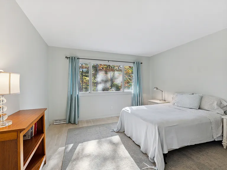6 Woodland Way — Photo 13