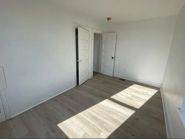 3111 Warder St NW #1 — Photo 10