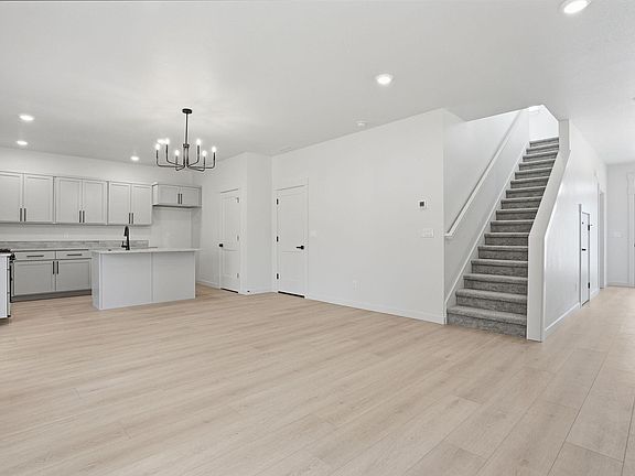 4th image of 16645 Neil Ln #13