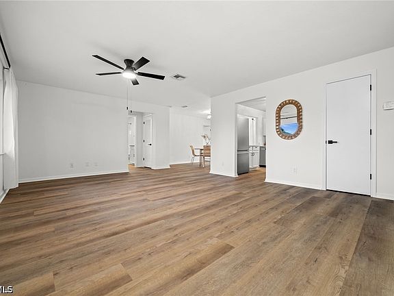 4th image of 2141 SW 5th Ave