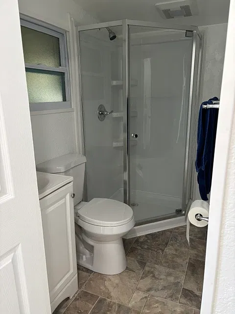 Studio, 300 sqft, $1,000 — Photo 3