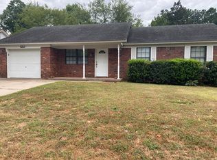 606 Shadow Dr, Russellville, AR 72802