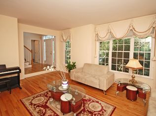1 Winged Foot Ct, Skillman, NJ 08558