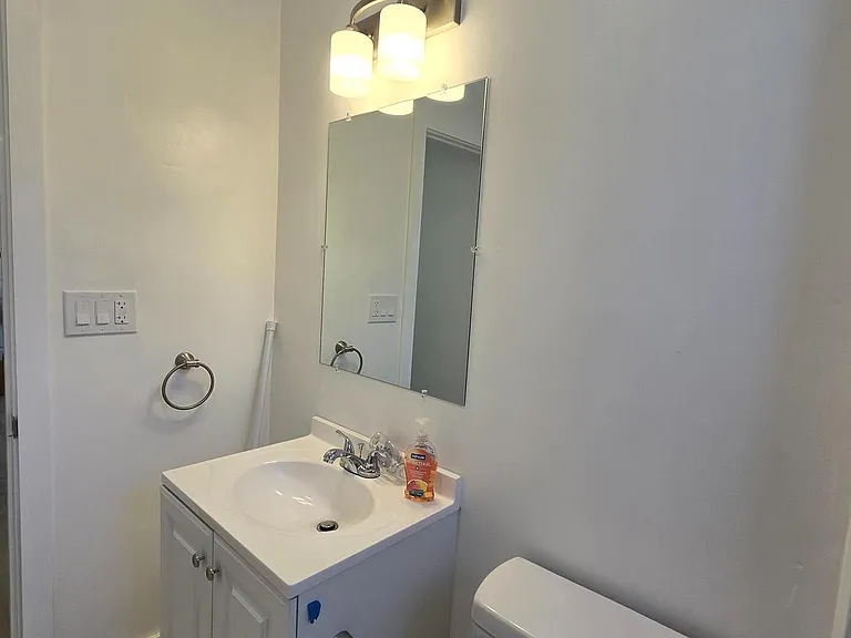 5211 Ridge Ave #3 — Photo 10