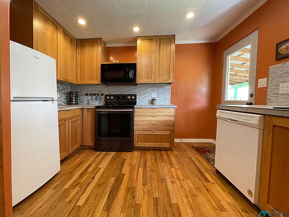 5th image of 1414 N Virginia St