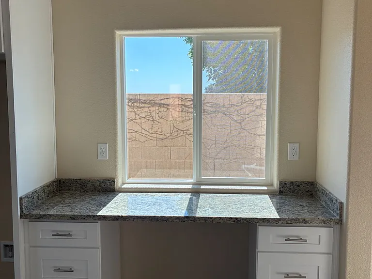 3621 Venice Ave — Photo 8