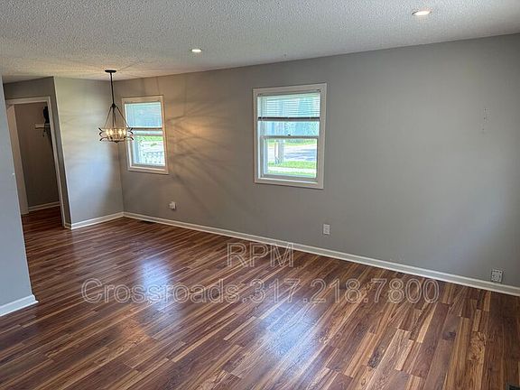 3rd image of 316 S Green St