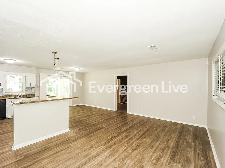 3655 Leisure Ln — Photo 5