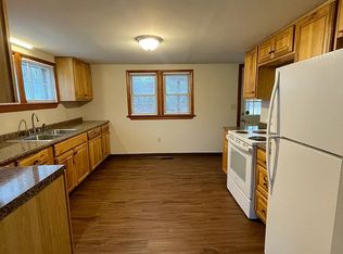 3761 Sample Rd, Hermitage, PA 16148