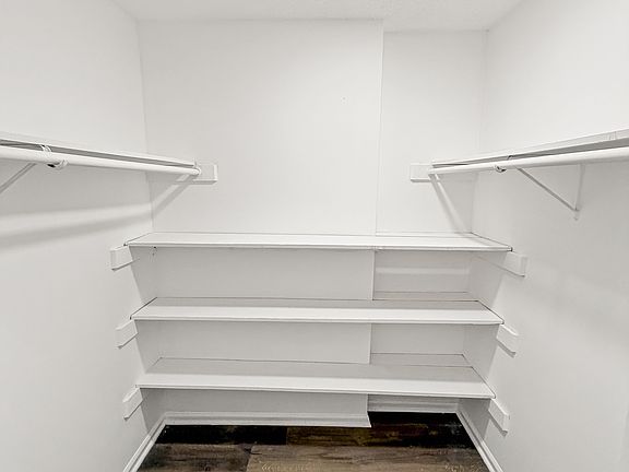 4th image of 223 Meadow St Suite 3