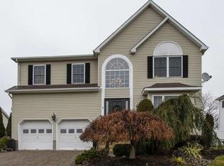 52 Lexington Rd, Monmouth Junction, NJ 08852