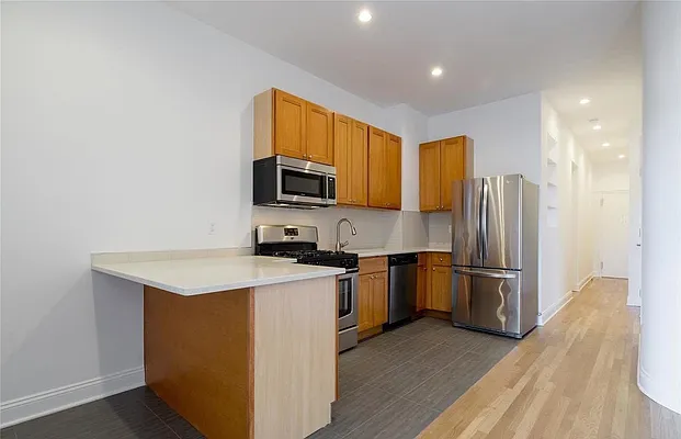 Rented by Bold Marketing | media 4