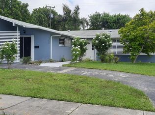 19435 Lenaire Dr, Cutler Bay, FL 33157