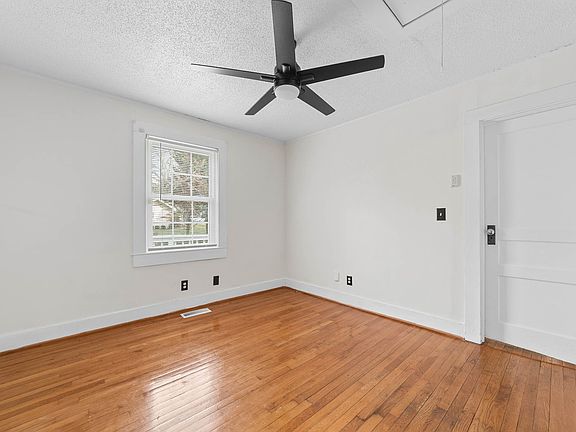 5th image of 1516 Tara Ct