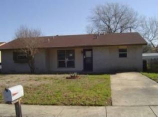 5018 Village Path, San Antonio, TX 78218