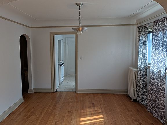 Dining rm