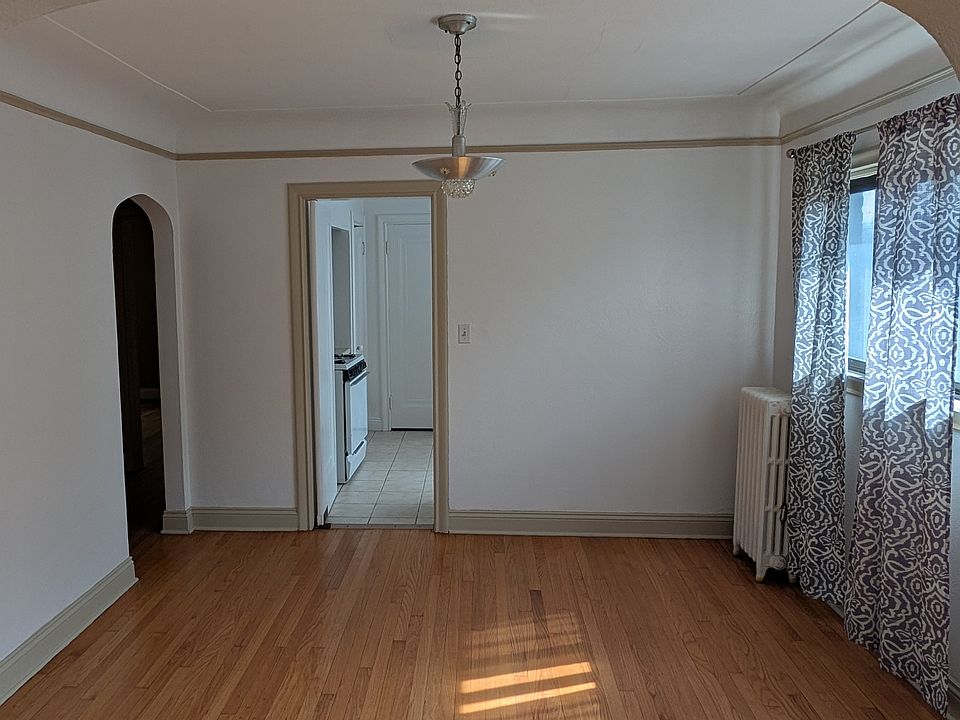 Dining rm