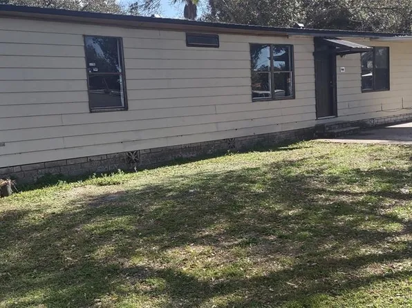 5006 Marc Dr, Tampa, FL 33619