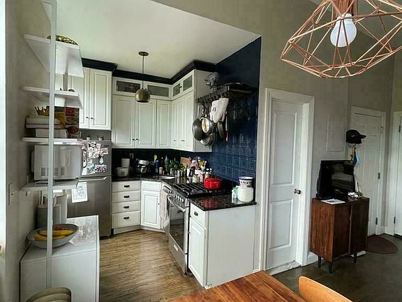 5th image of 493 Park Pl APT 4F