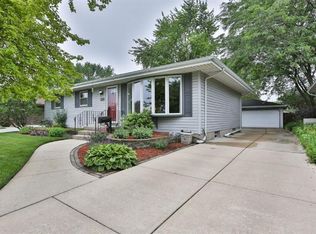 8540 Harrison Ave, Munster, IN 46321