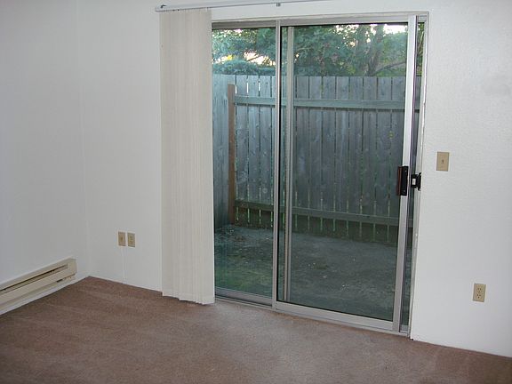 4th image of 10624 Kendrick St SW APT 2