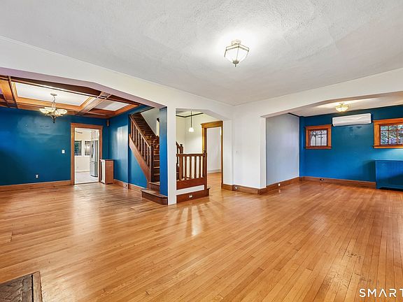 5th image of 1566 Whitney Avenue