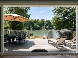 383 Sundown Rd, Mooresville, NC 28117