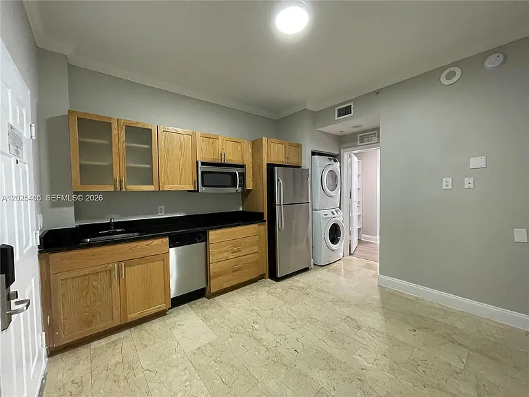1750 NW 107th Ave #M207 — Photo 2