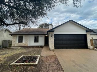 8806 United Kingdom Dr, Austin, TX 78748