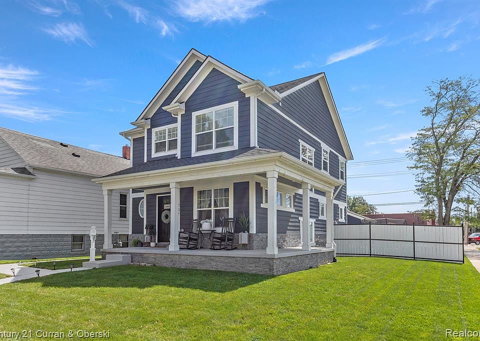 1267 Sycamore St, Wyandotte, MI 48192 Zillow