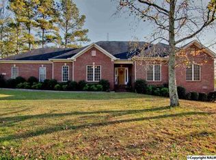 121 Iron Horse Trl, Harvest, AL 35749