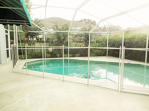 Screen pool