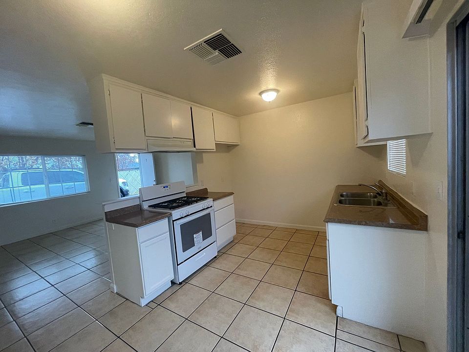 0216 16416 Chestnut St Hesperia CA Zillow