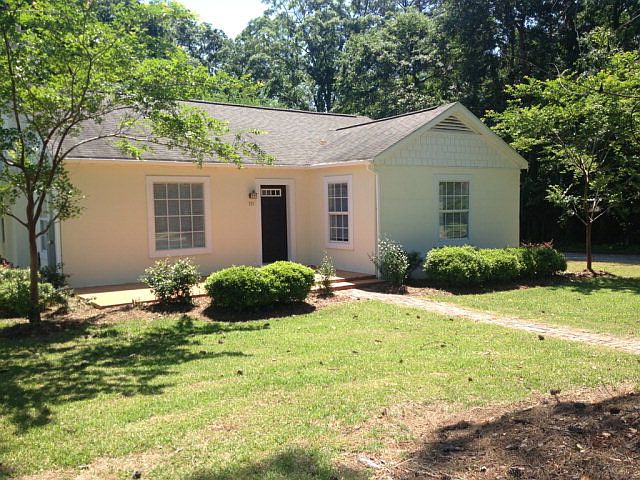 1st image of 111 Westchester Dr