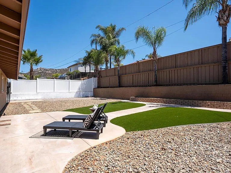 10704 El Nopal — Photo 14