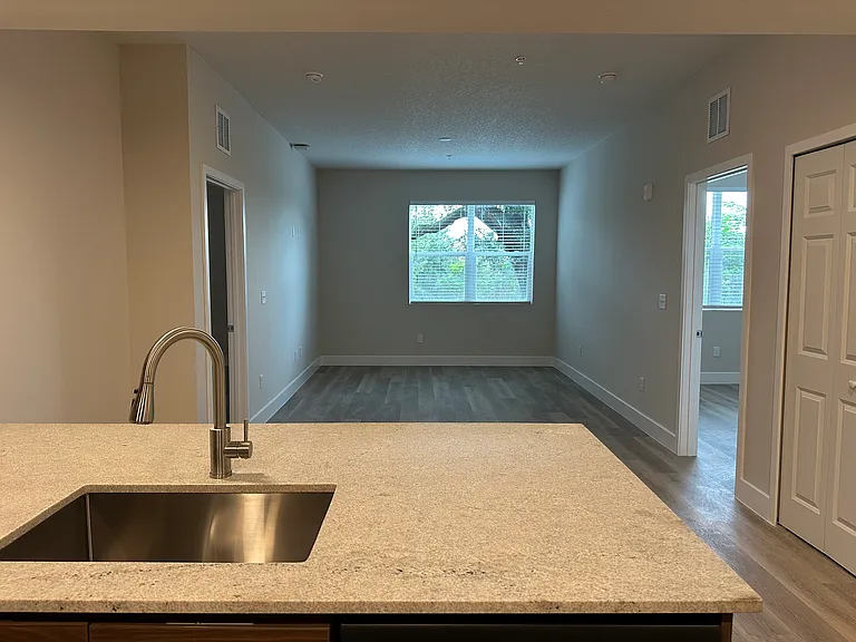 4424 S Texas Ave #1-103 — Photo 6