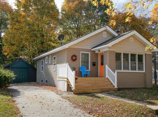 1002 E Wilson St, South Haven, MI 49090